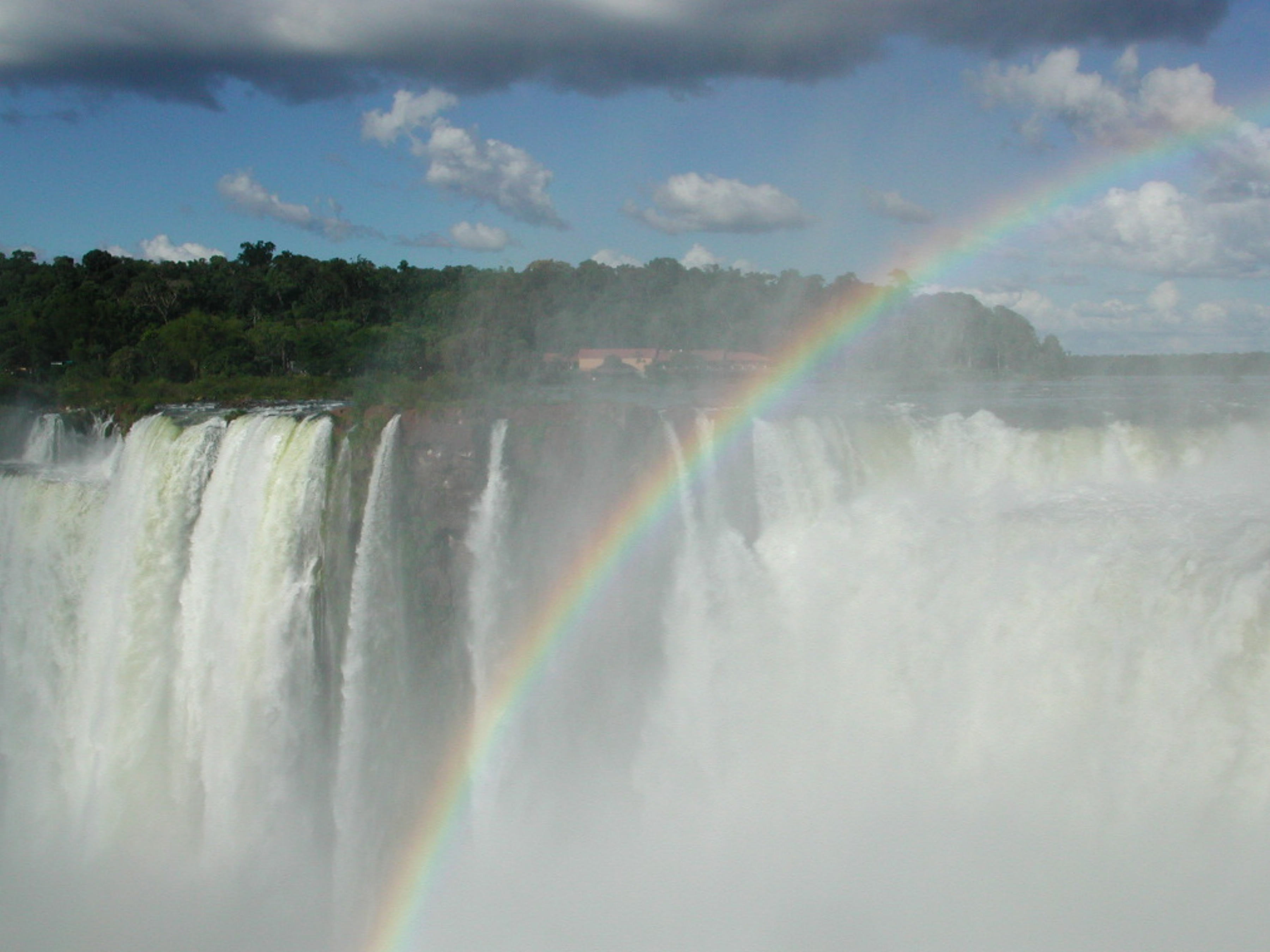 Iguacu-Falls-2.jpg